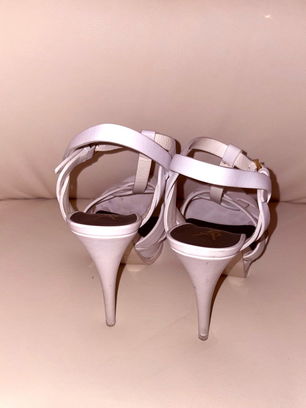 Saint Laurent White Leather Woven T-Strap Platform Sandals - Picture 5 of 10